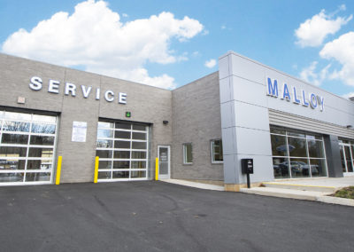 Malloy Ford Dealership Exterior